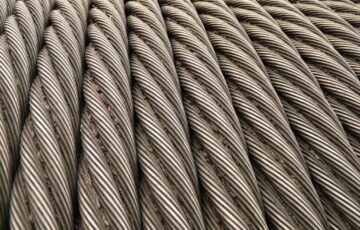 Nabídka a prodej ocelových lan po celé
České republice.
V nabídce naleznete například ocelové lano 6mm - 10mm, k dispozici jsou také ocelová lana s oky.